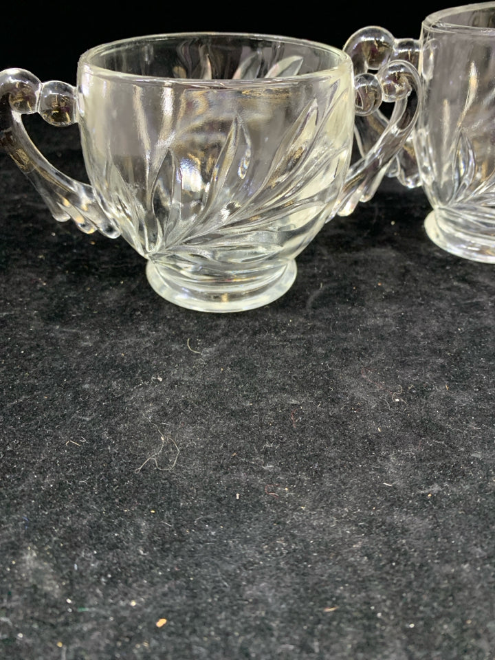 VTG CARVED VINES SUGAR AND CREAMER.