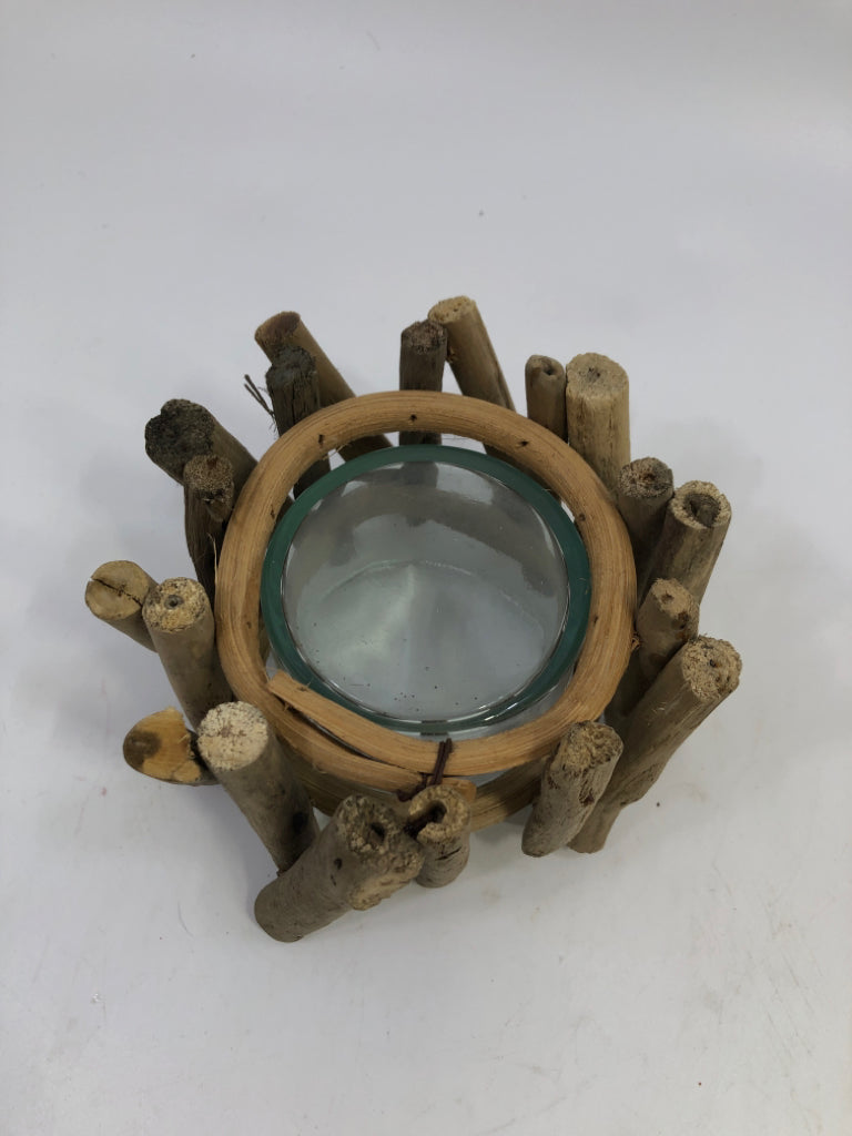 DRIFT WOOD CANDLE HOLDER W/GLASS.