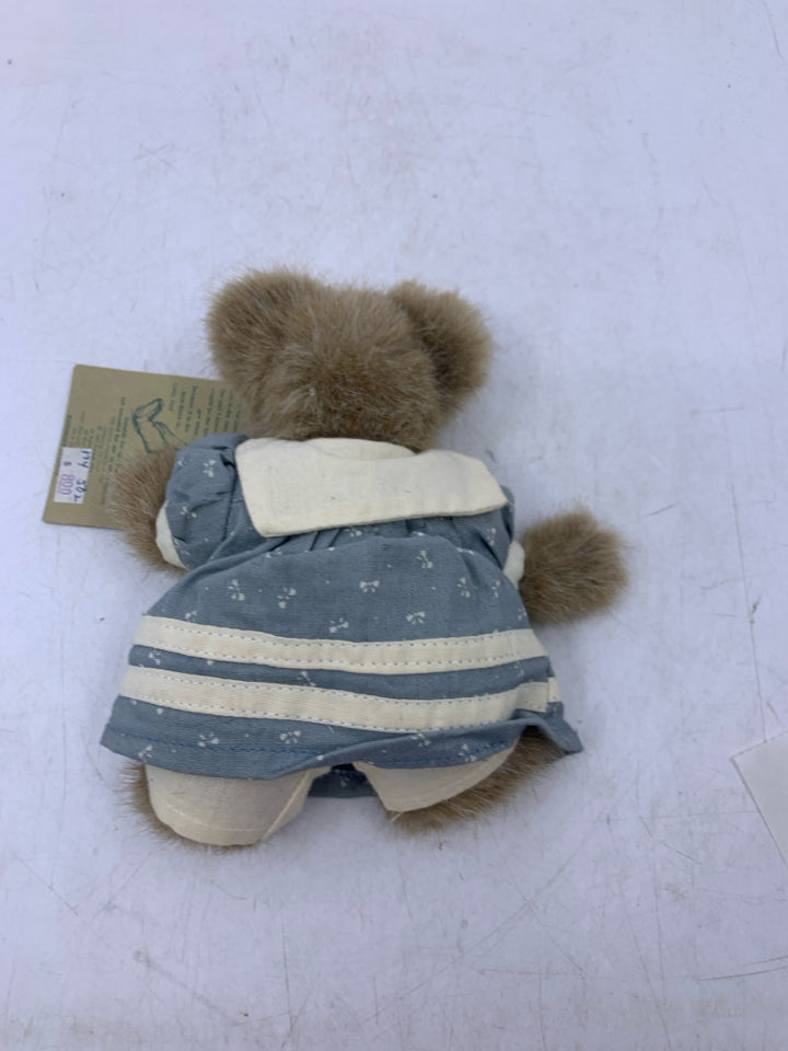 MINI BROWN BEAR W/ BLUE WHITE DRESS BOW IN EAR BOYDS BEAR.