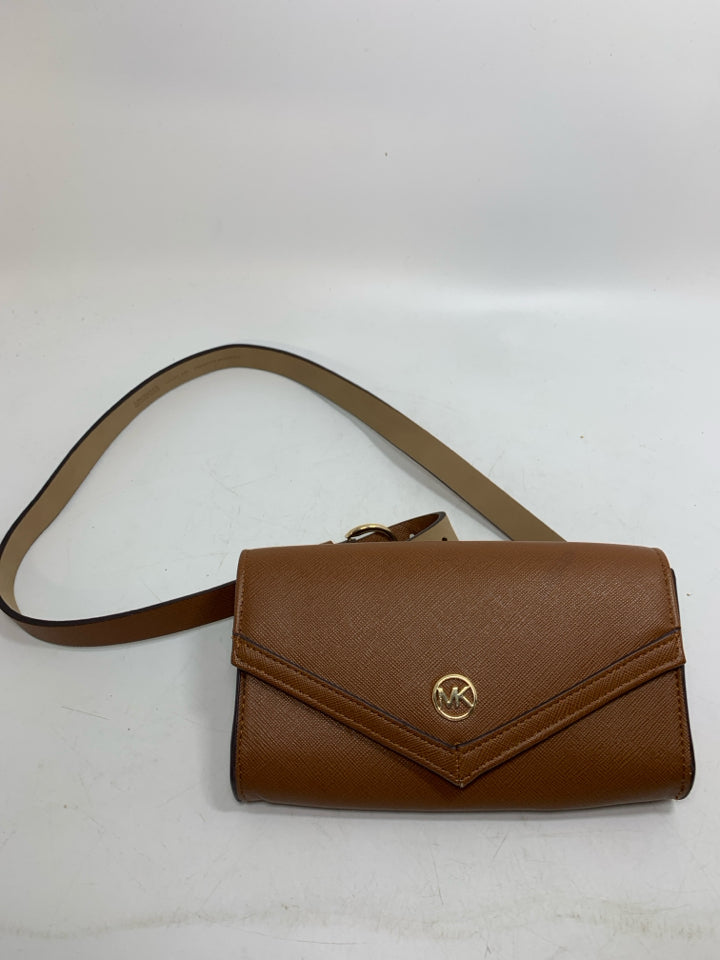 Michael Kors Front Flap Belt Bag, L/Xl