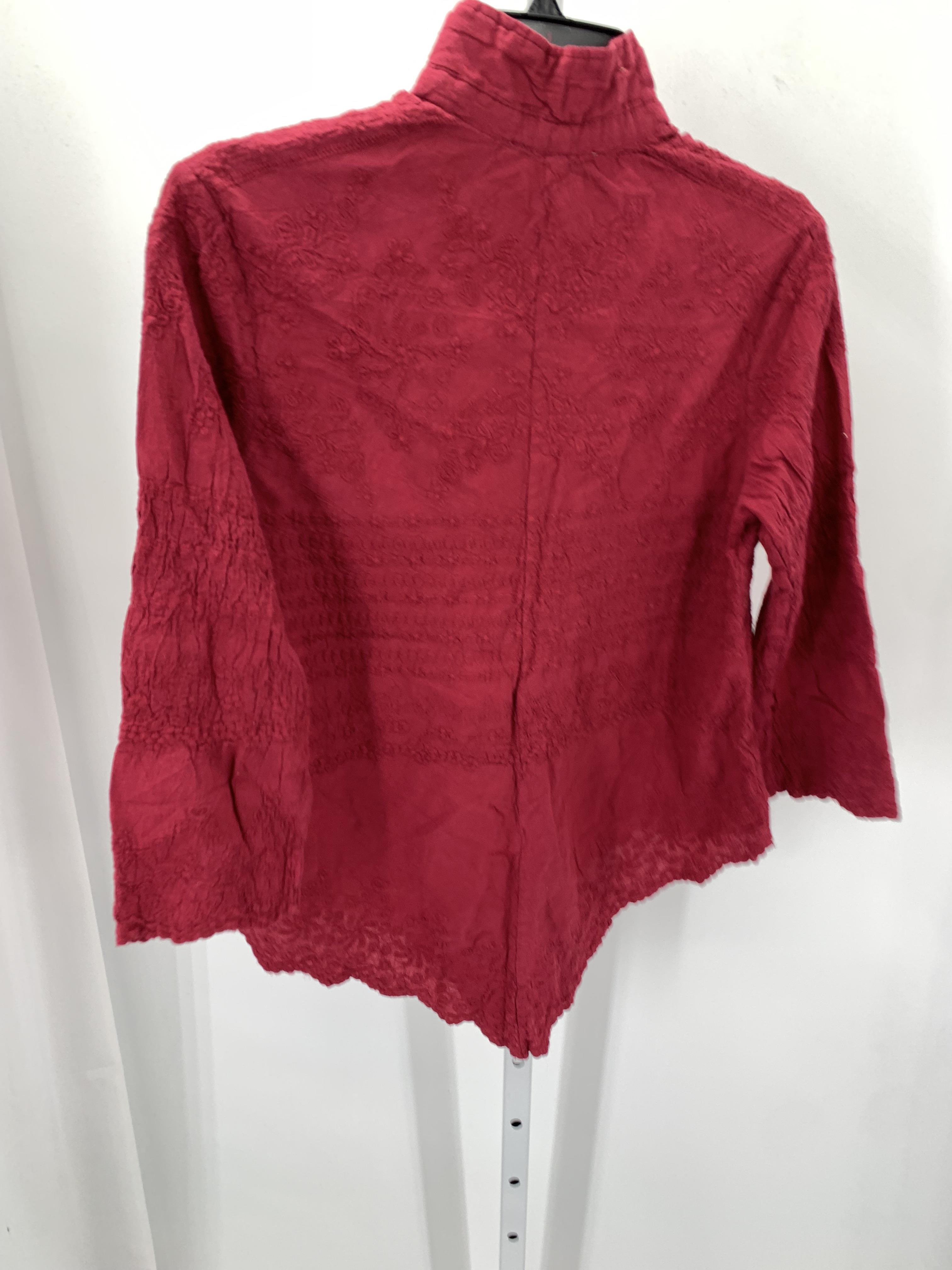 Solitare Size Small Misses 3/4 Sleeve Shirt