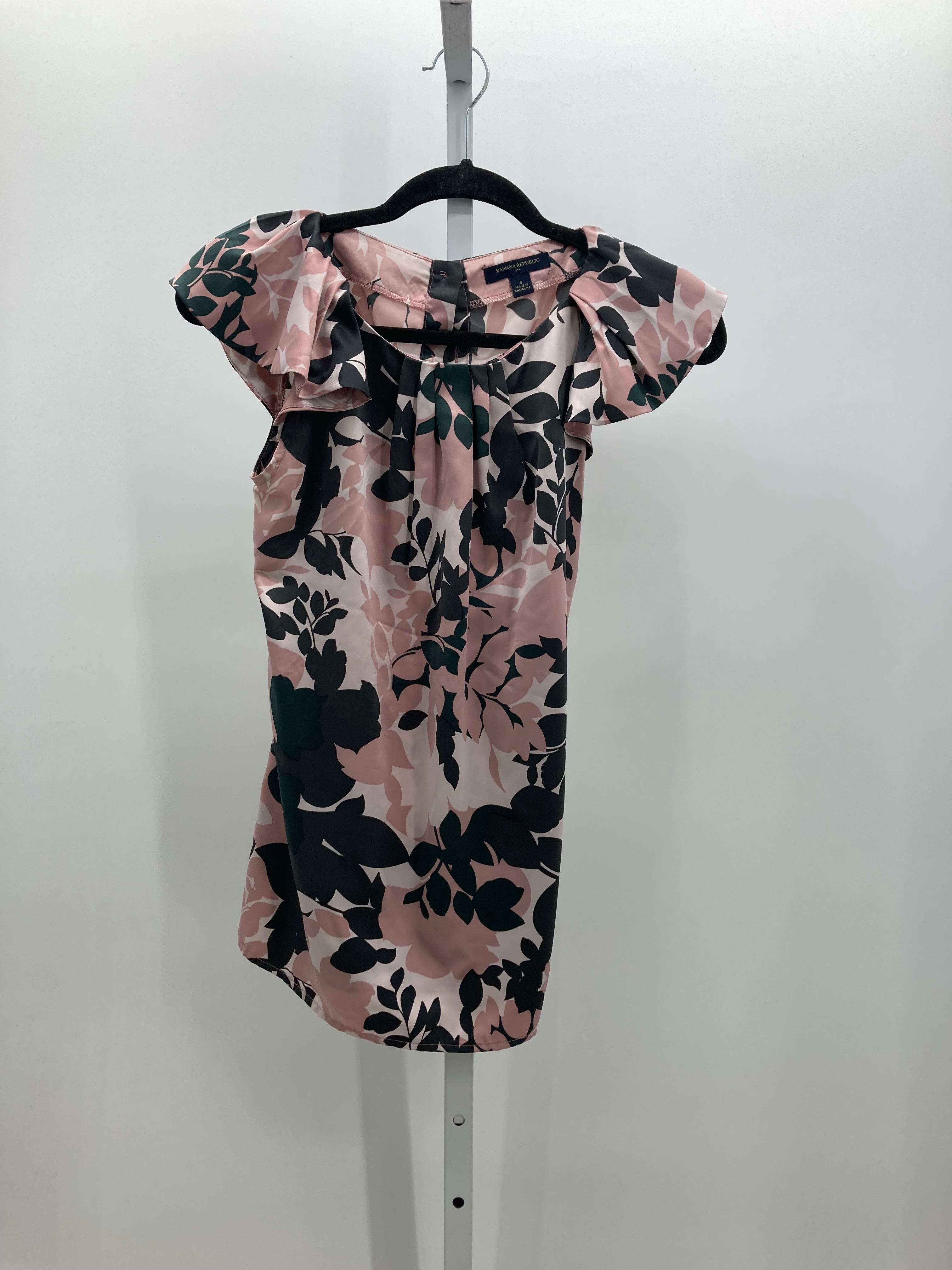 Banana Republic Size Small Misses Sleeveless Shirt