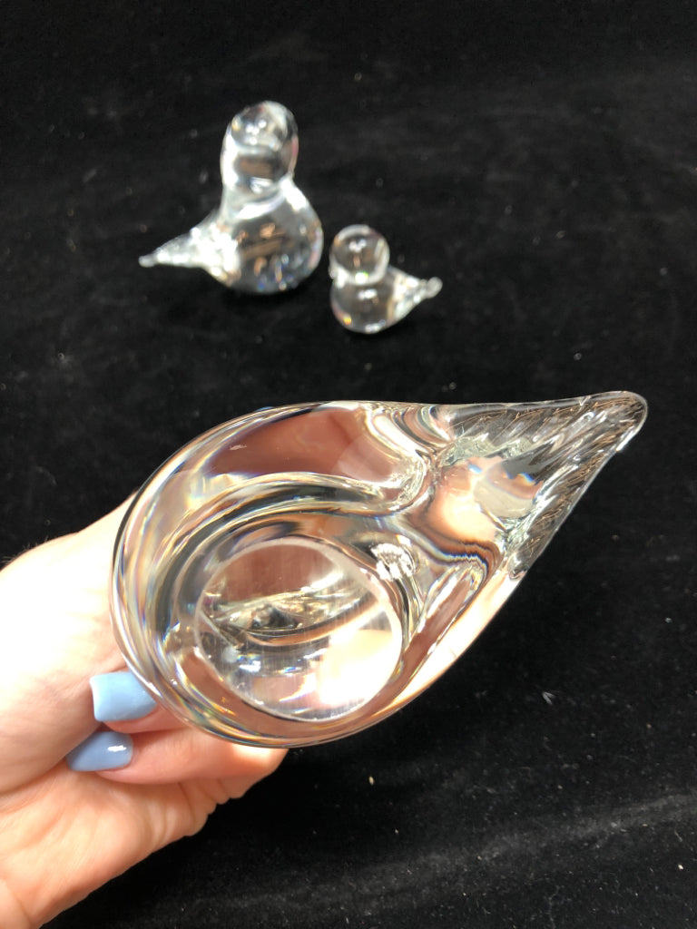 3PC CLEAR GLASS DUCK FAMILY FIGURINES.