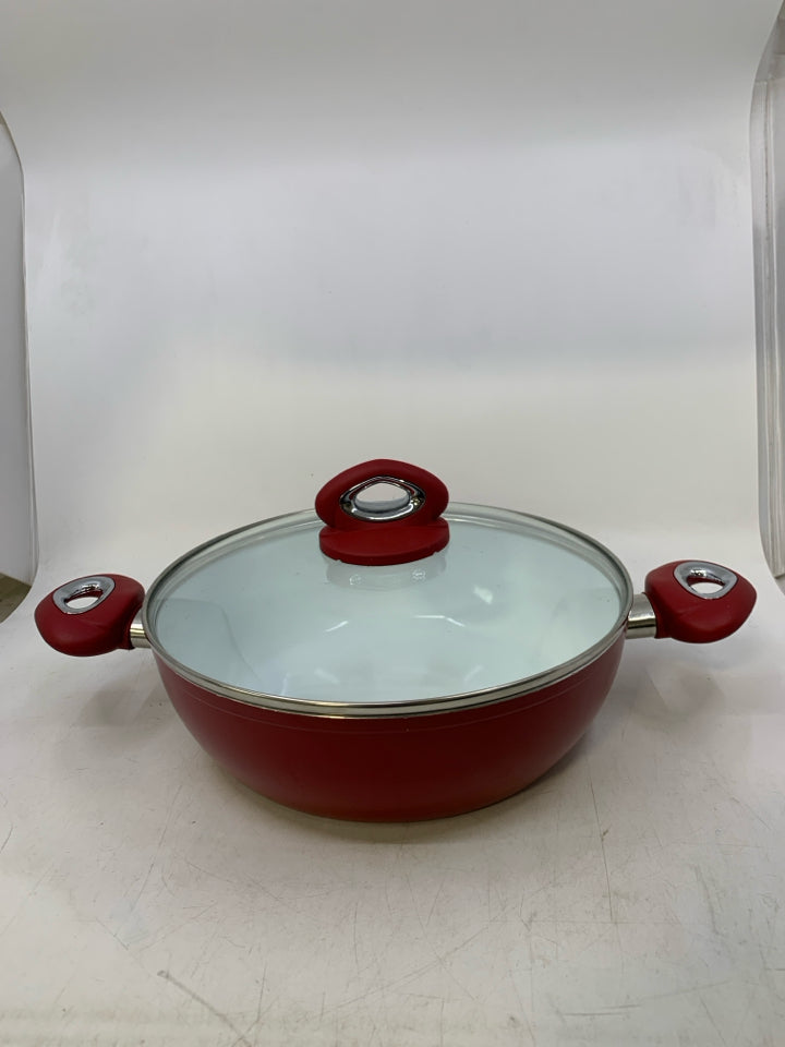 RED STOCK POT AETERNUM W/ LID.