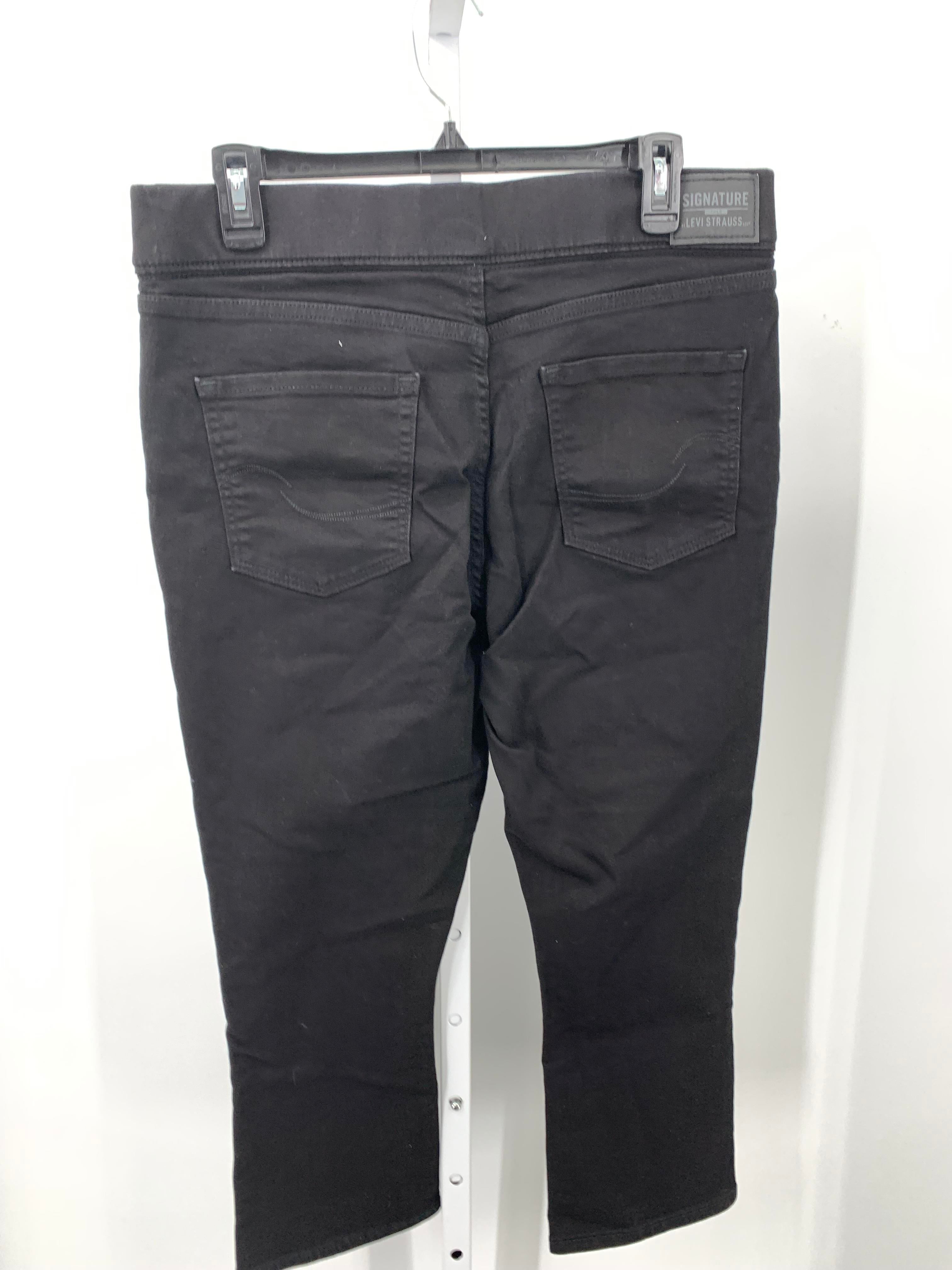 Levis Size 14 Misses Capri Pants