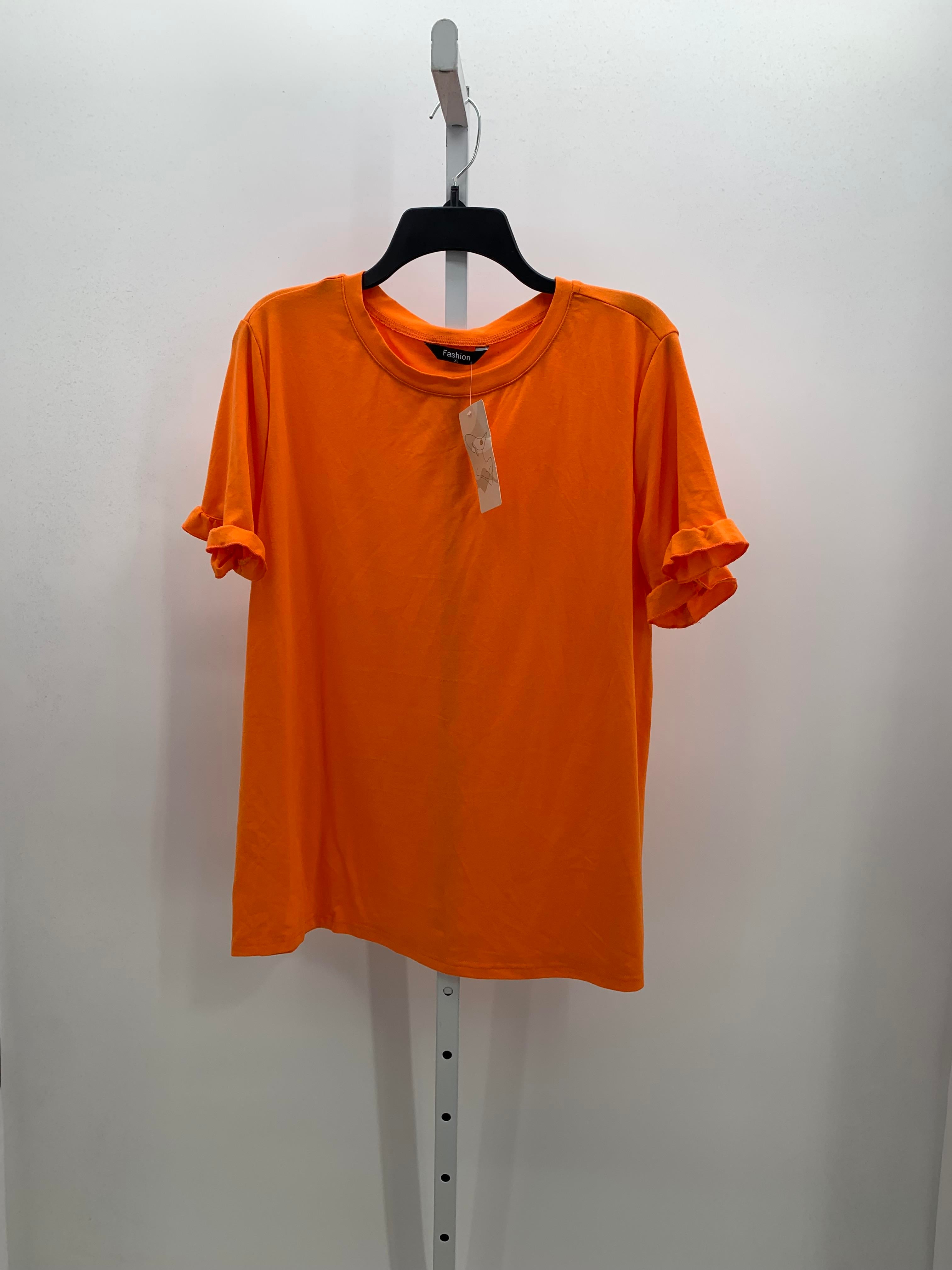 Size Extra Large Misses Short Sleeve Shirt