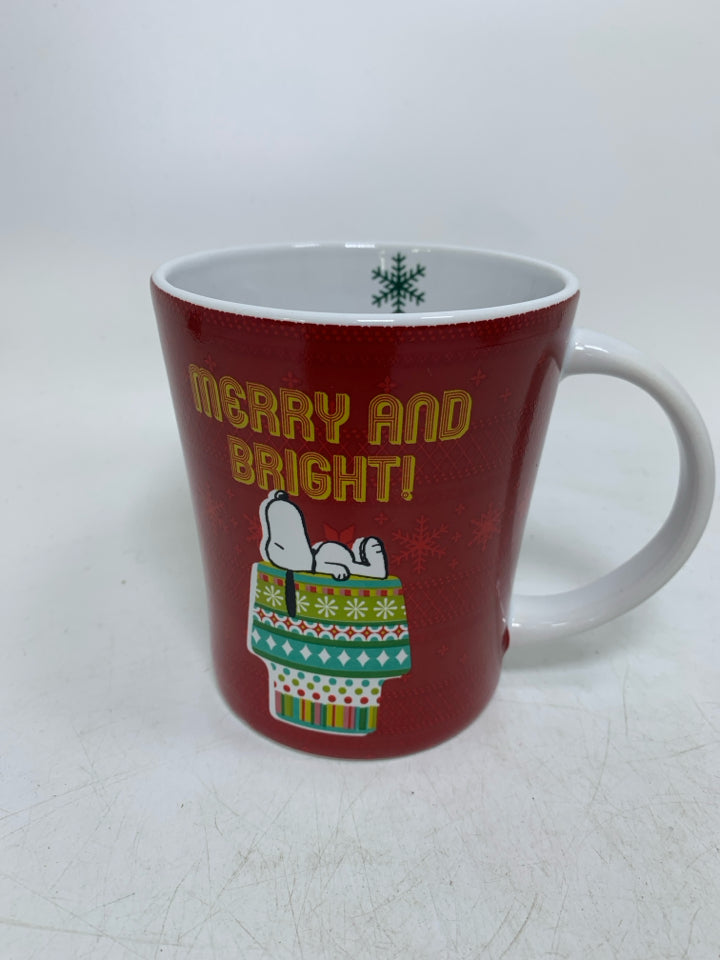 RED MERRY AND BRIGHT SNOOPY MUG.