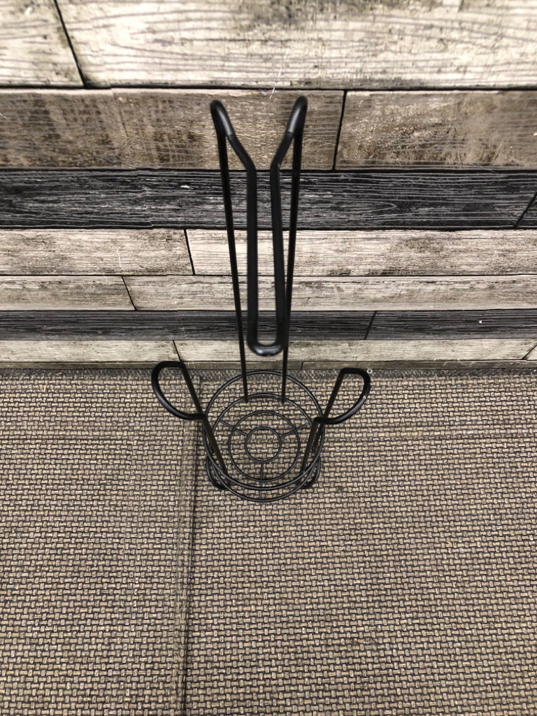 BLACK METAL TOILET PAPER HOLDER EXTRA STORAGE.