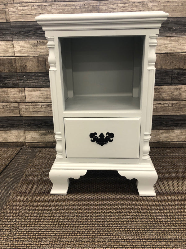 BLUE GREY PAINTED END TABLE W/ LOWER DRAWER.