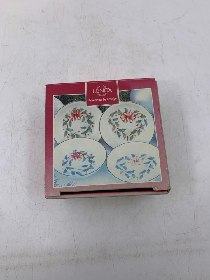 4 LENOX HOLIDAY SMALL DIP BOWLS.