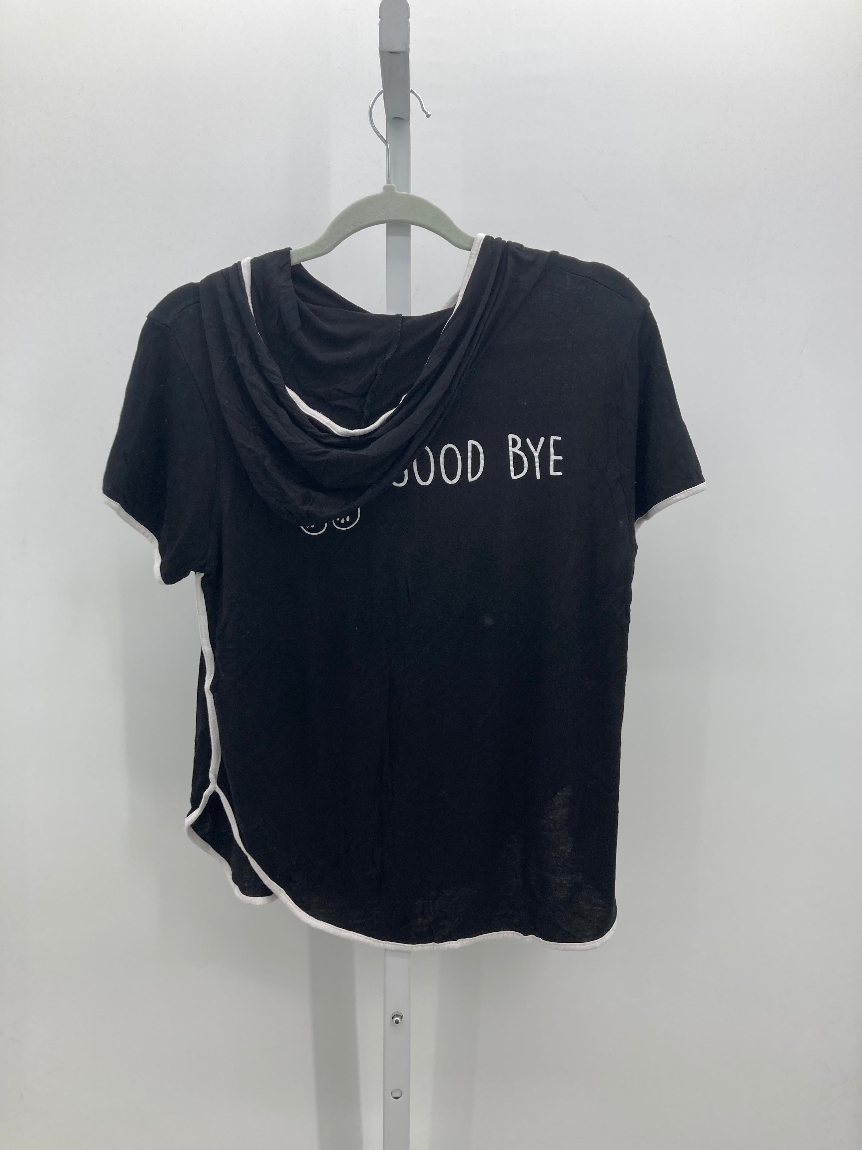 Size Large Juniors Short Sleeve Shirt