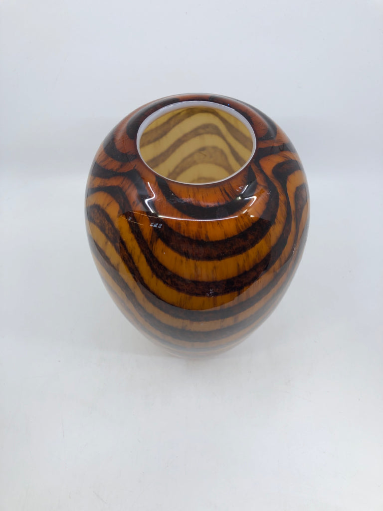 ORANGE TIGER STRIPED VASE.