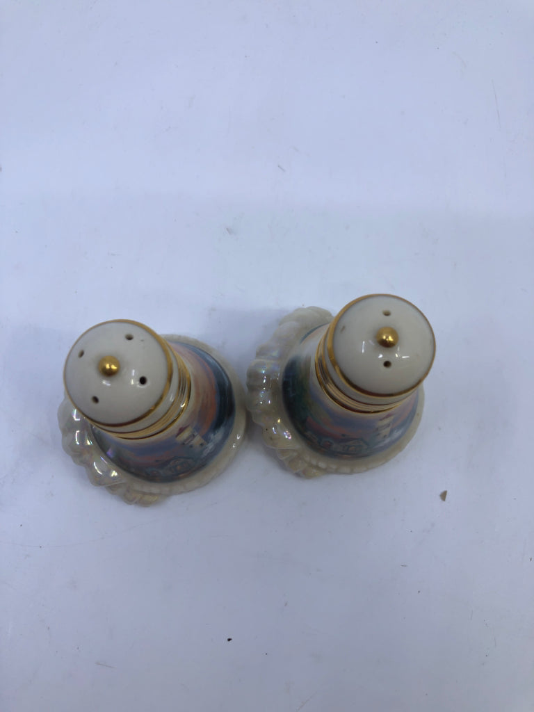 IRIDESCENT THOMAS KINKADE LIGHTHOUSE S/P SHAKERS.