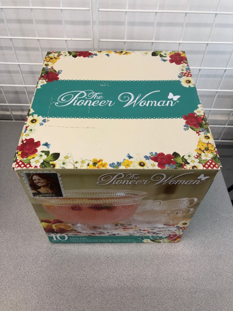 NIB PIONEER WOMAN PUNCH BOWL SET.