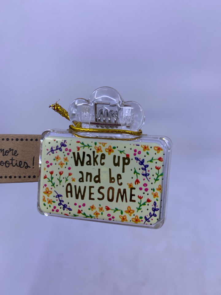 NIP TOOTH BRUSH COVER WAKE UP AND BE AWESOME.