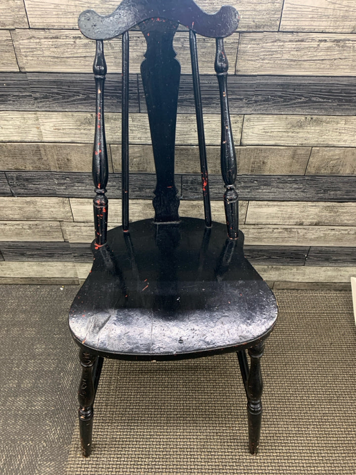 DISTRESSED LOOK PAINTED BLACK ACCENT CHAIR.