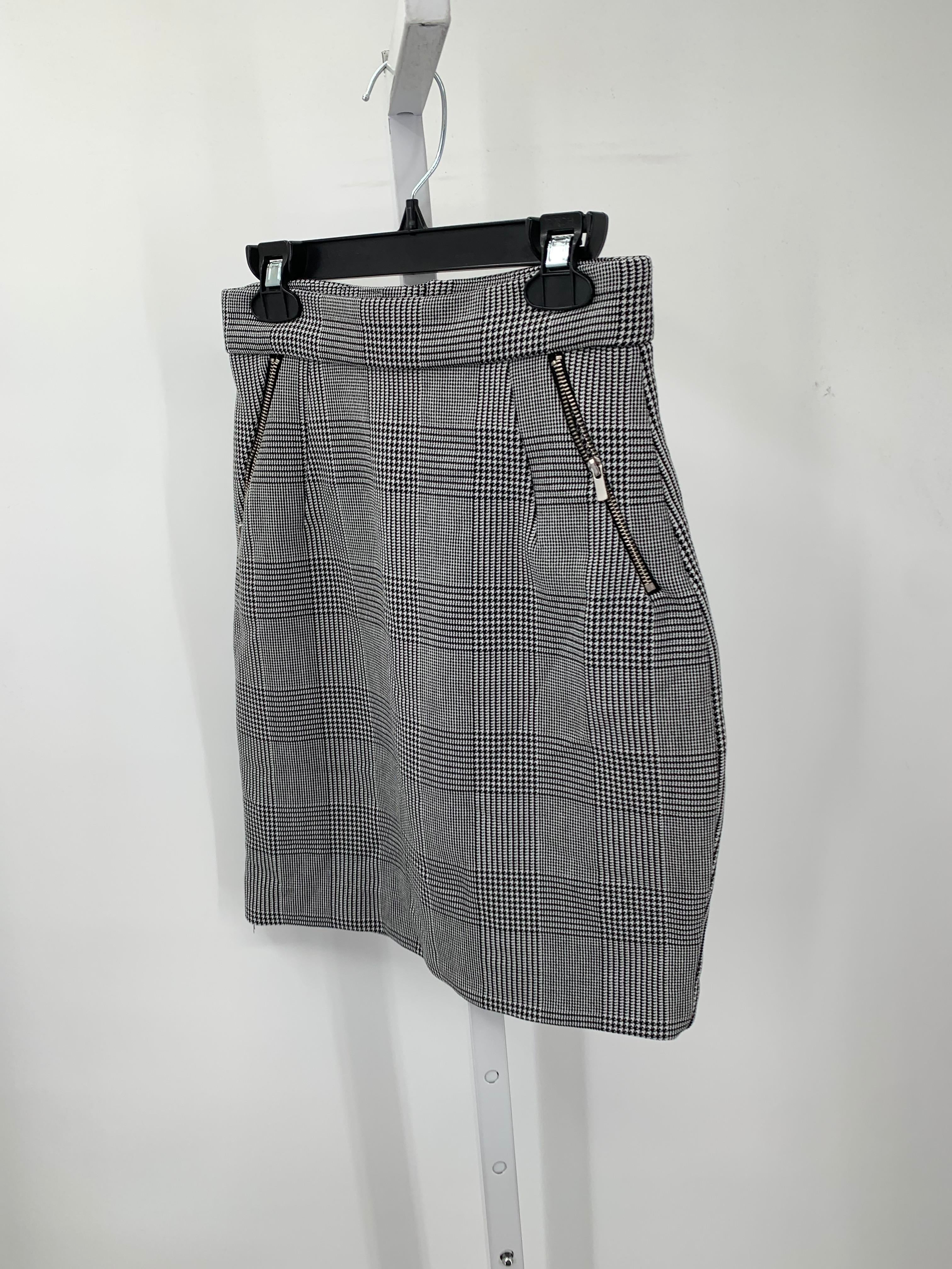 H&M Size 4 Misses Skirt