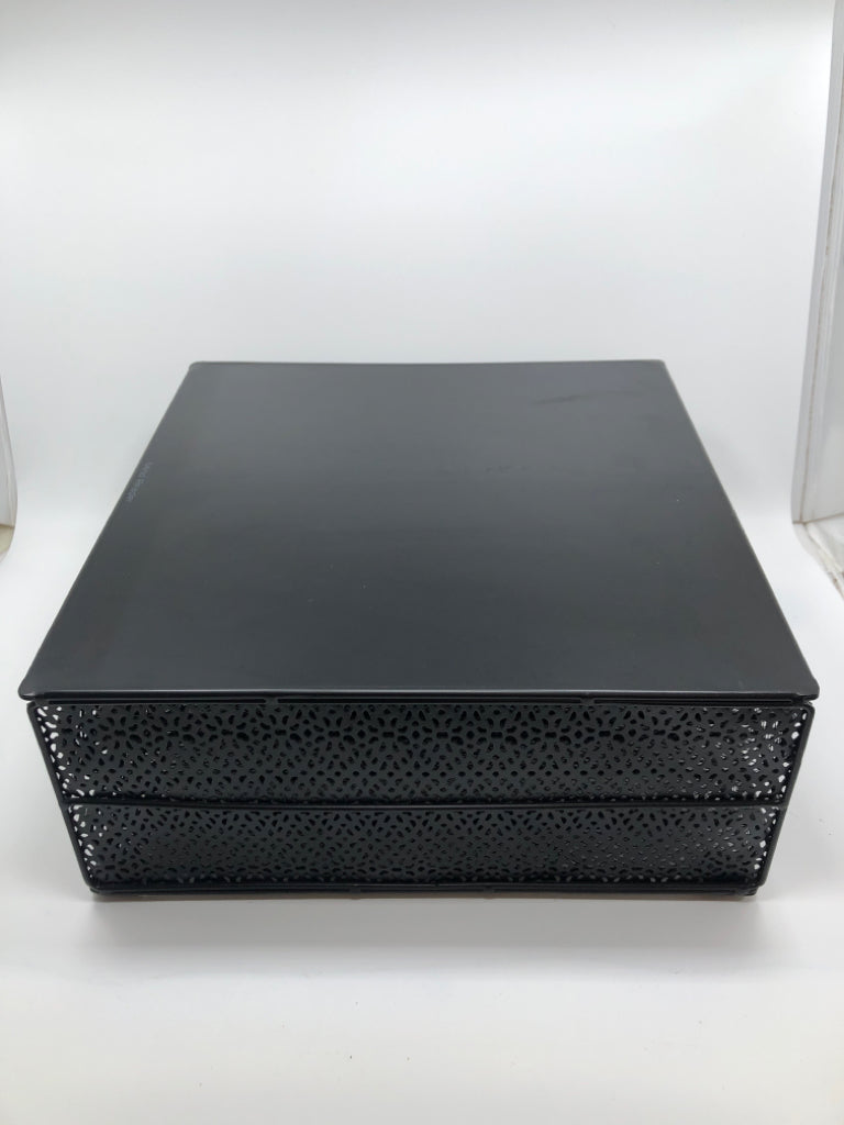 BLACK 2 TIER METAL ORGANIZER.