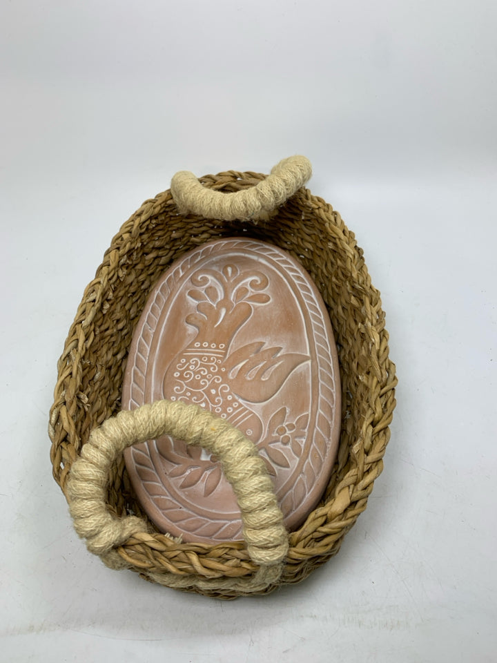 TERRA COTTA EMBOSSED DOVE OVAL BREAD BRICK W/ WOVEN BASKET.