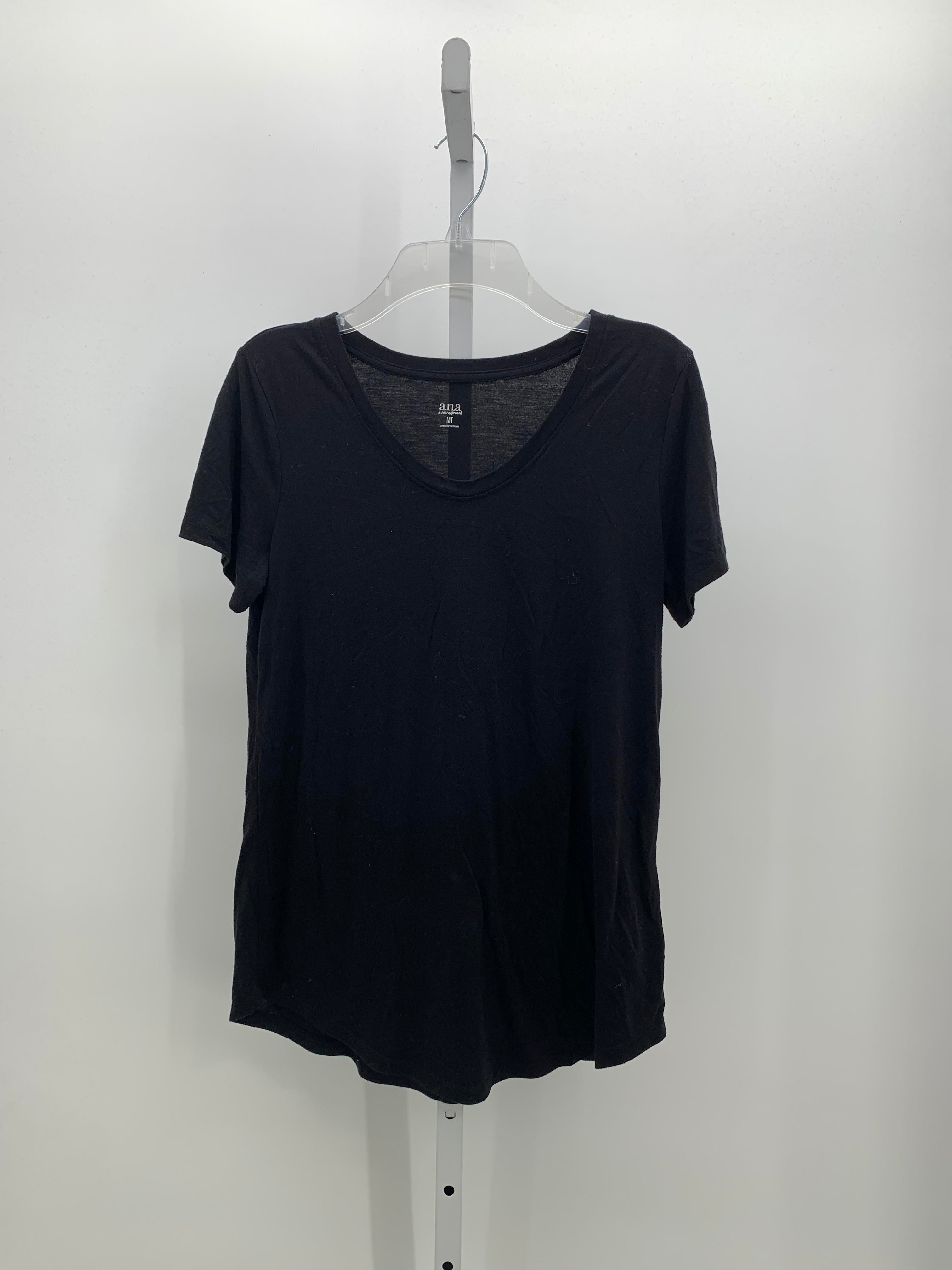 A.N.A. Size Medium Misses Short Sleeve Shirt