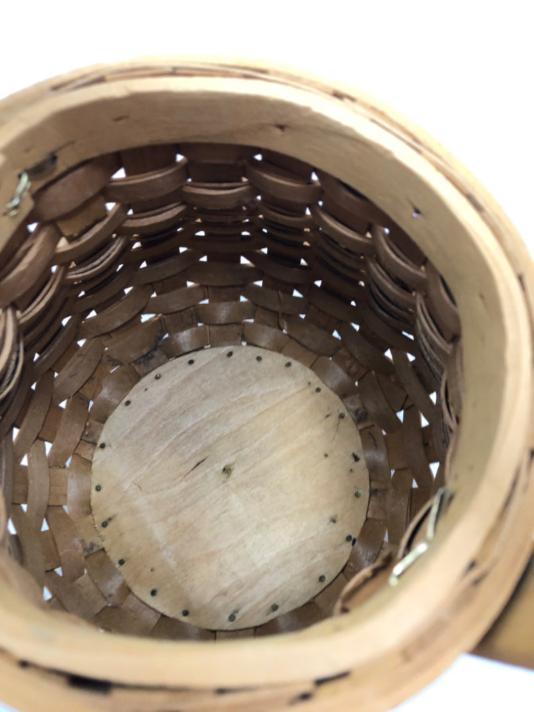 CURL WEAVE BASKET W/HANDLE.