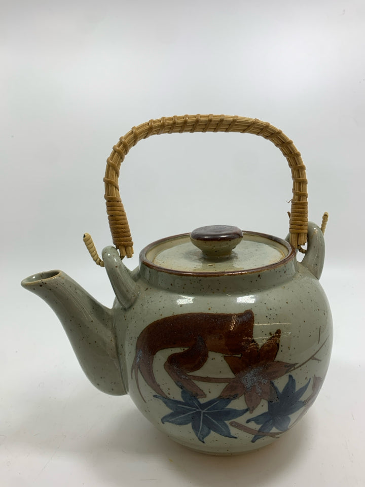 SPECKLED STONEWARE TEAPOT W/WOVEN HANDLE.