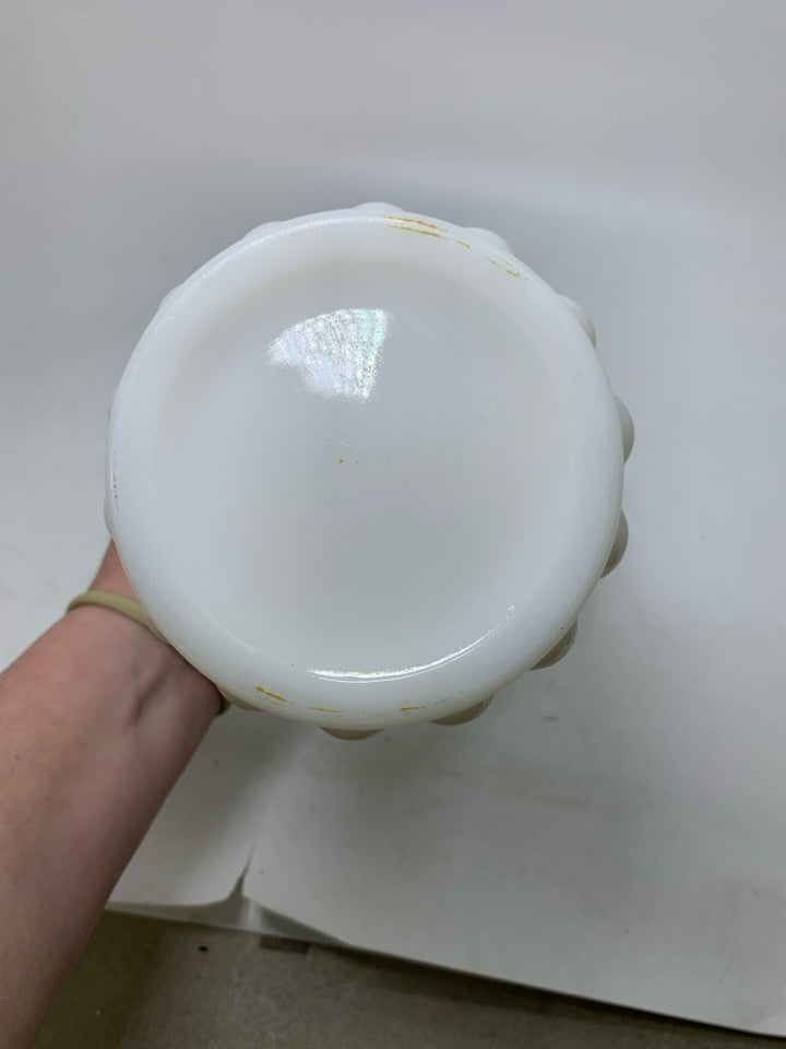 RIBBED MILK GLASS VASE W/ FLARED TOP.