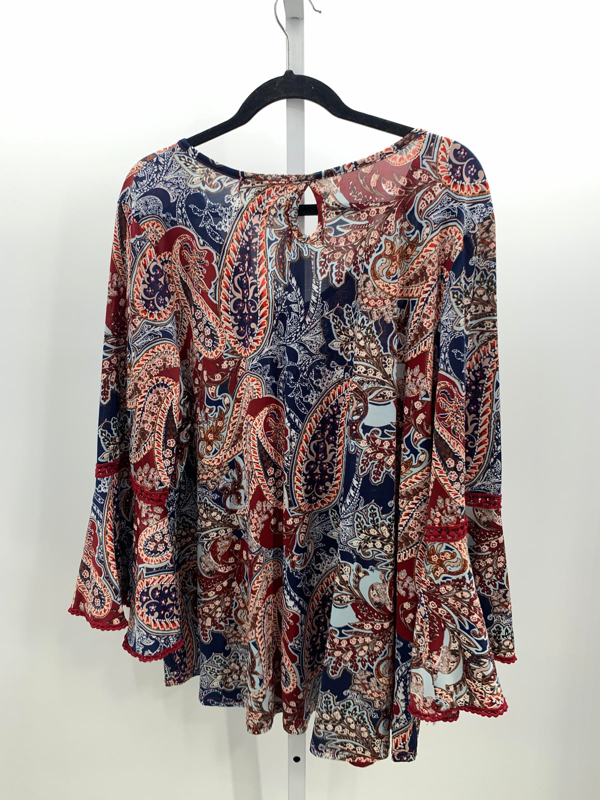 Size 3X Womens 3/4 Sleeve Shirt