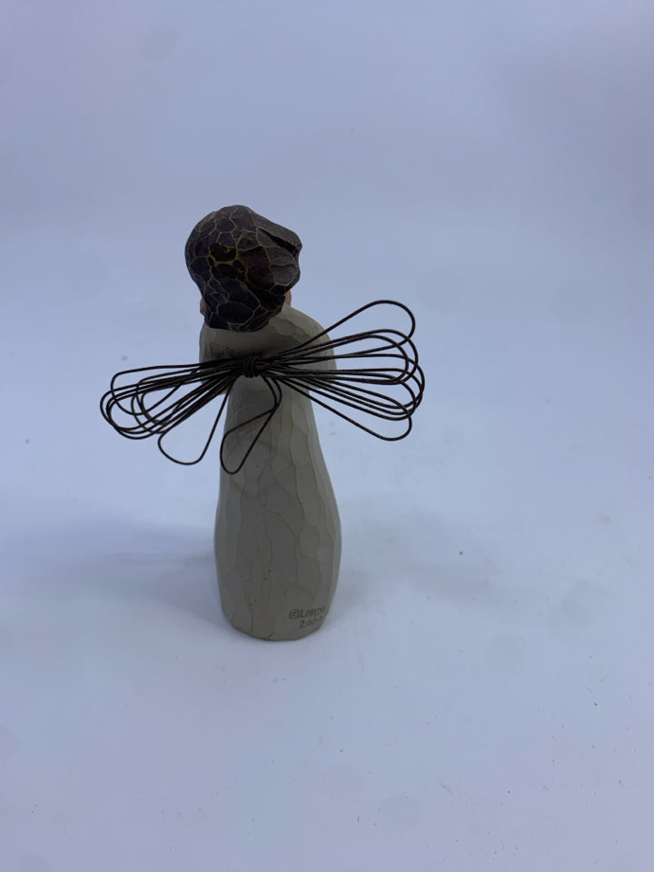 WILLOW TREE ANGEL OF HEART.