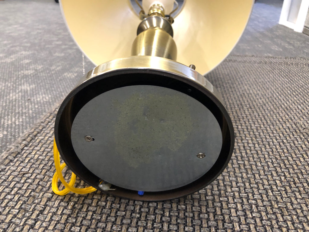 BRASS METAL LAMP W WHITE SHADE.