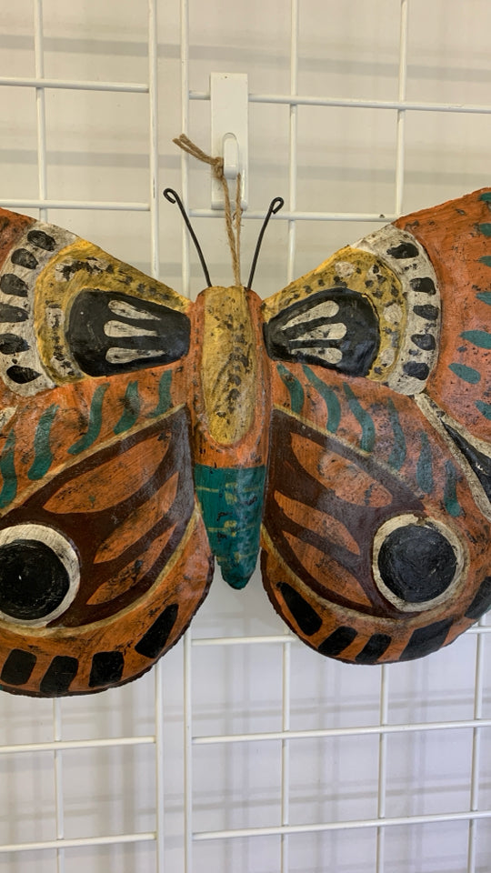 PAINTED METAL BUTTERFLY WALL-HANGING.