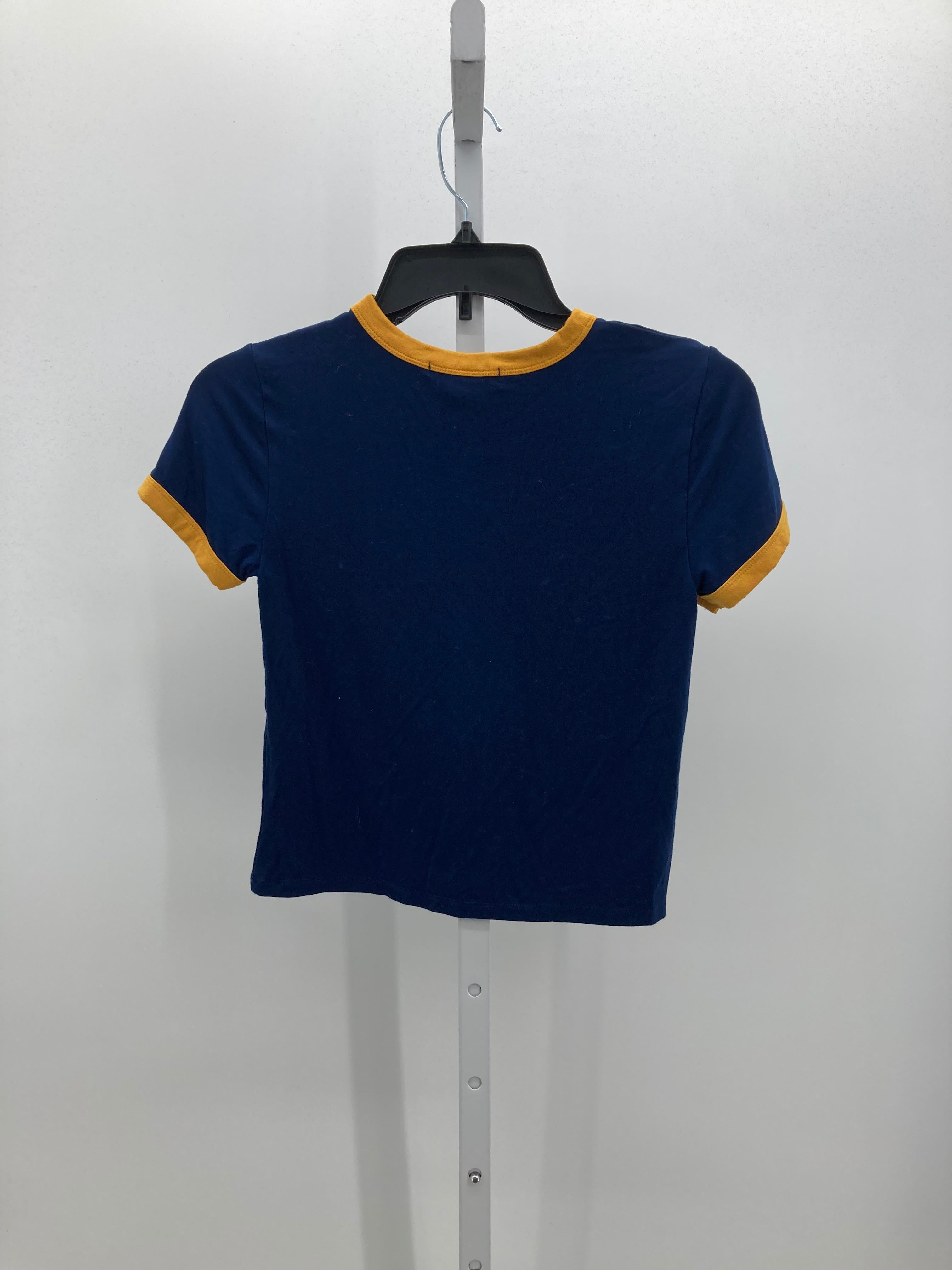 Forever 21 Size Medium Juniors Short Sleeve Shirt