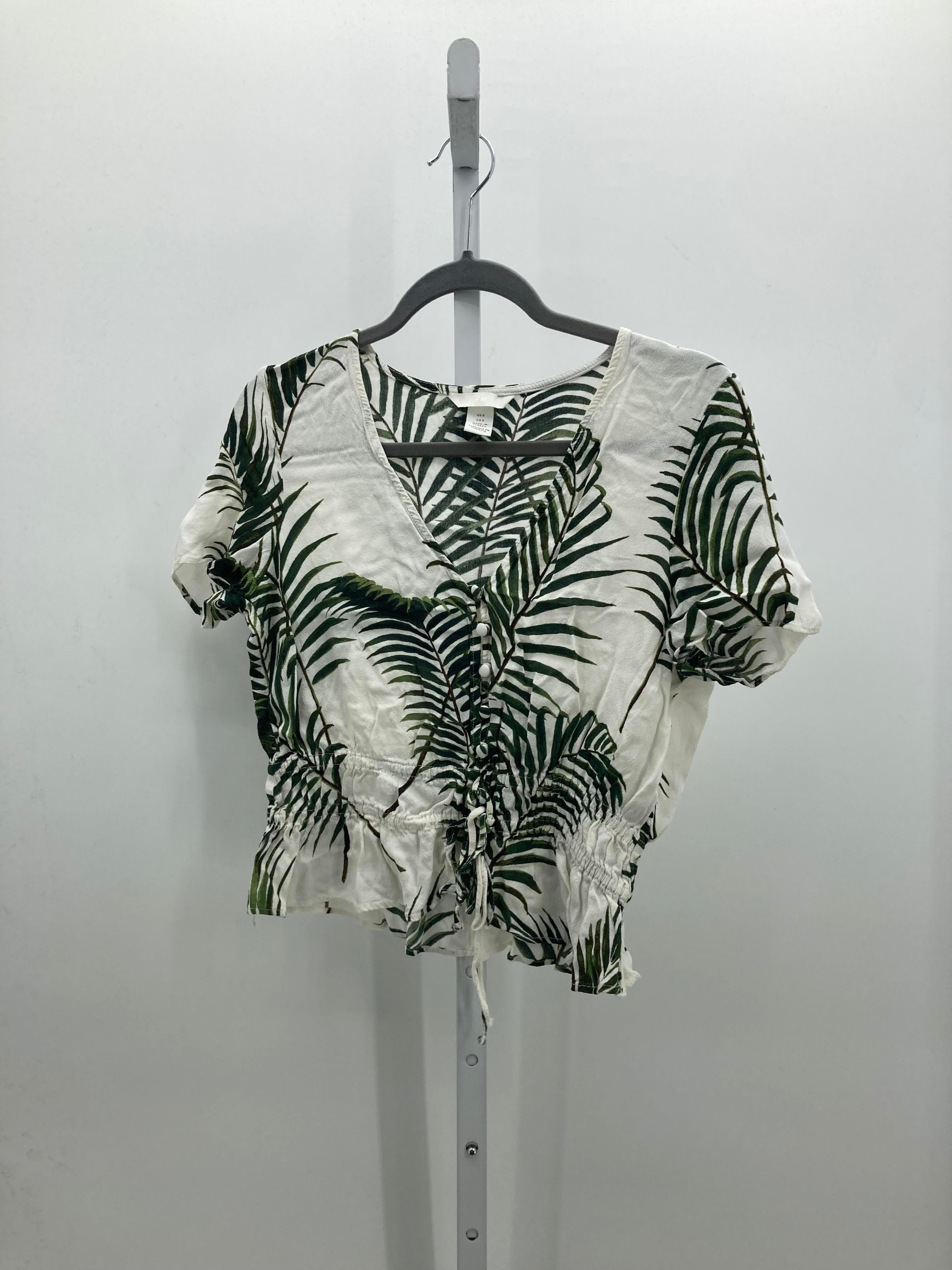 H&M Size 6 Misses Short Sleeve Shirt
