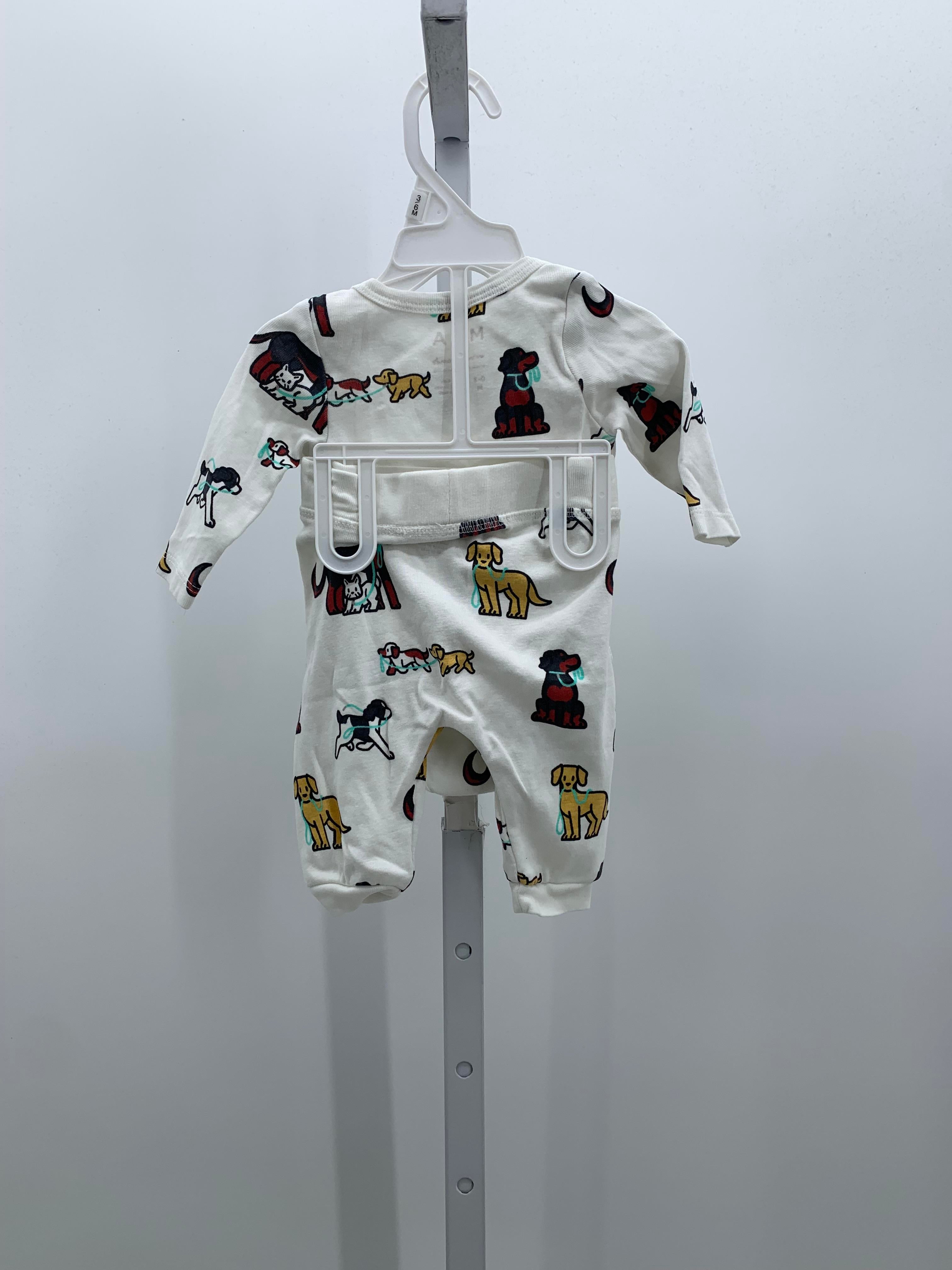 DOGS KNIT SHIRT AND PANTS.