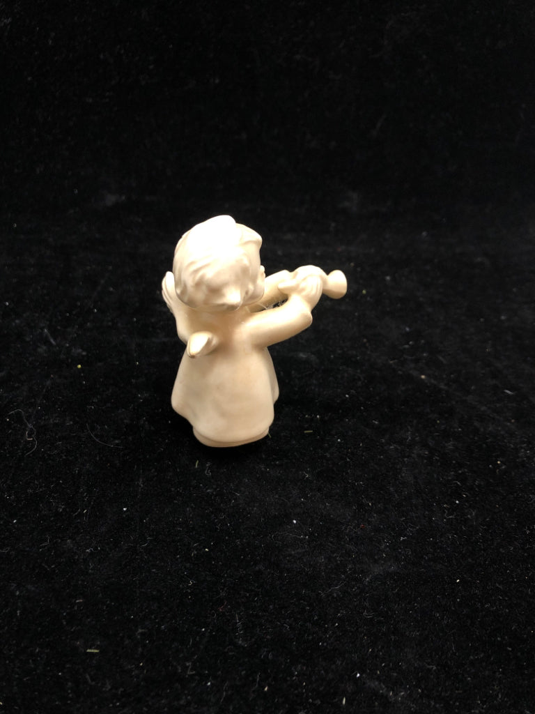 VTG PORCELAIN ANGEL WITH TRUMPET.