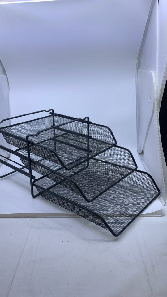 3 DRAWER BLACK WIRE DESK ORGANIZER.