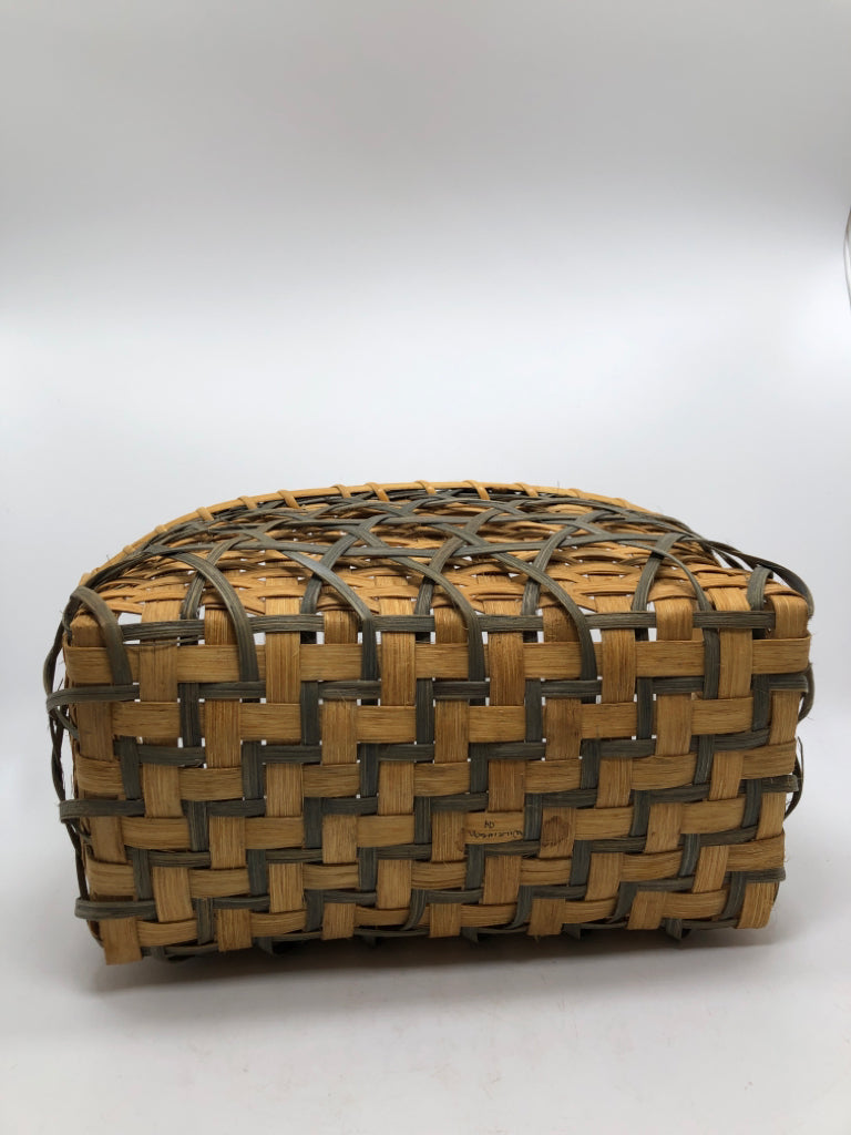 GREEN CAGE-WEAVE WICKER BASKET.
