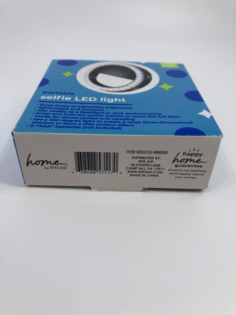 NIB PORTABLE LED SELFIE LIGHT.