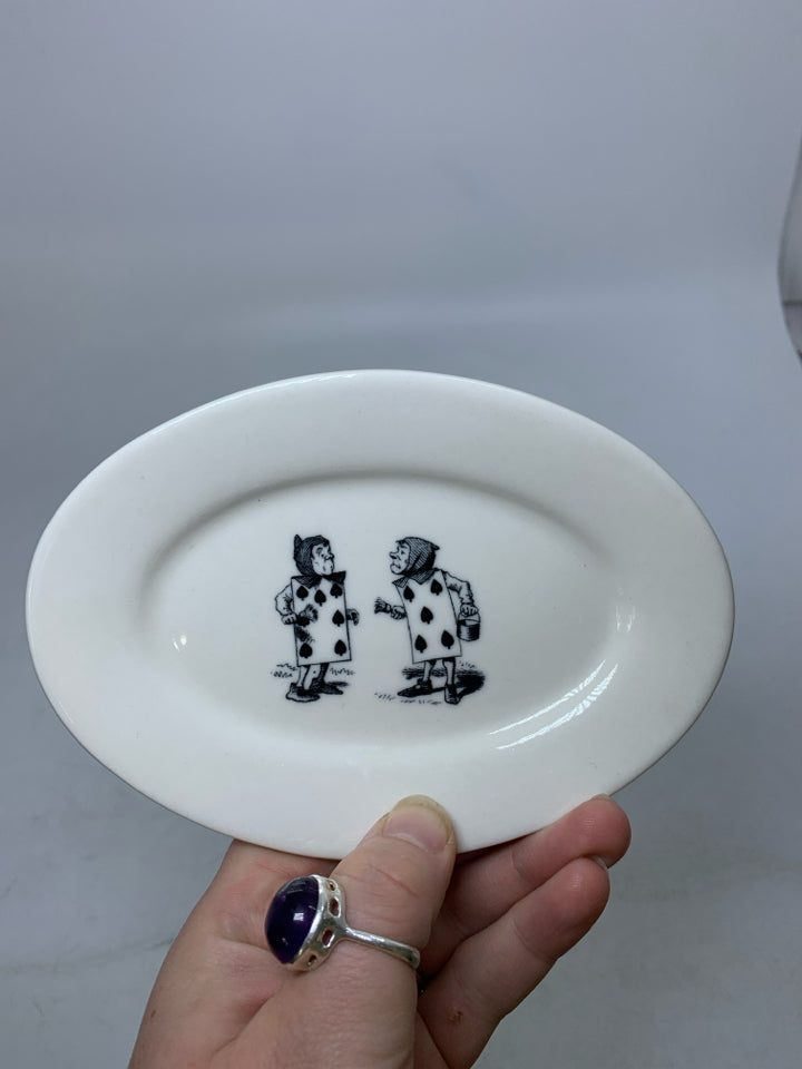 SMALL OVAL FISHS EDDY PLATE W/ 2 MEN DRESSED AS PLAYING CARDS.