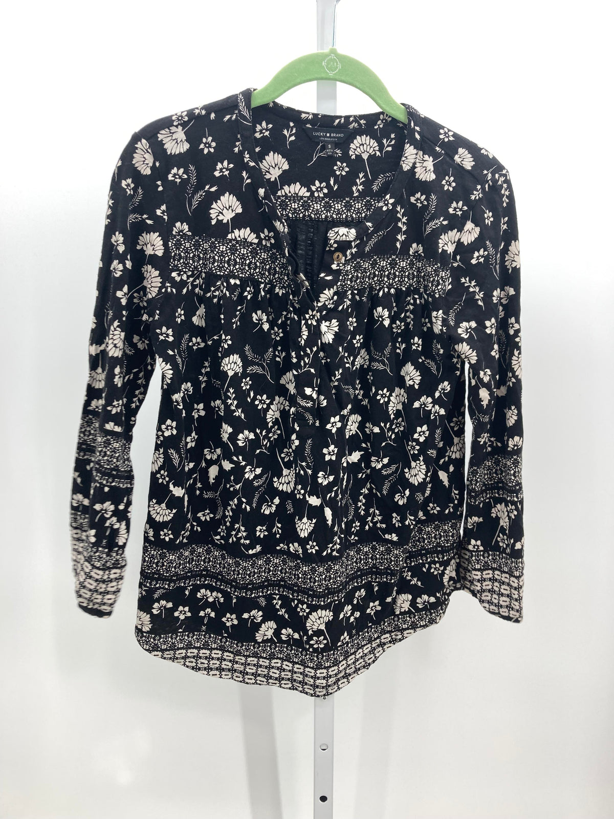 Lucky Brand Size Small Misses Long Sleeve Shirt