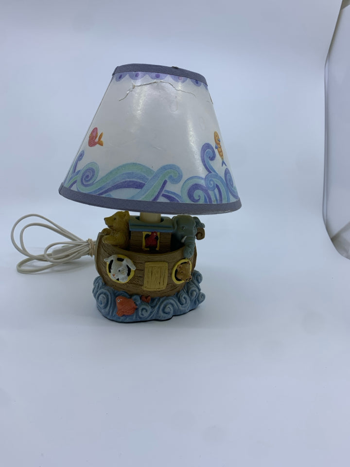 SMALL NOAH'S ARK LAMP.