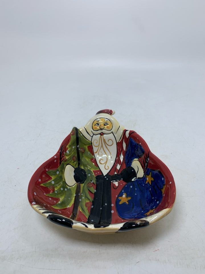 EMBOSSED PRIMITIVE SANTA BOWL.