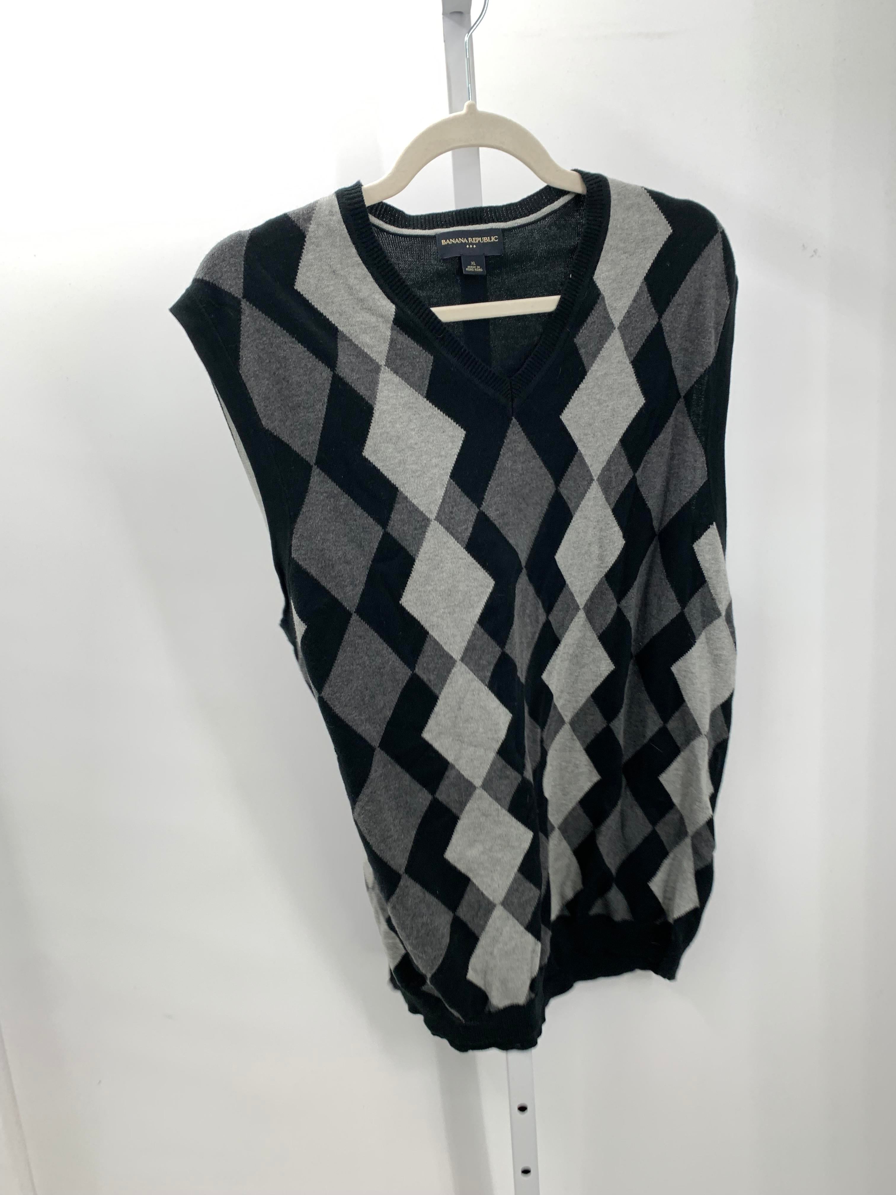 GREY DIAMOND PATTERN