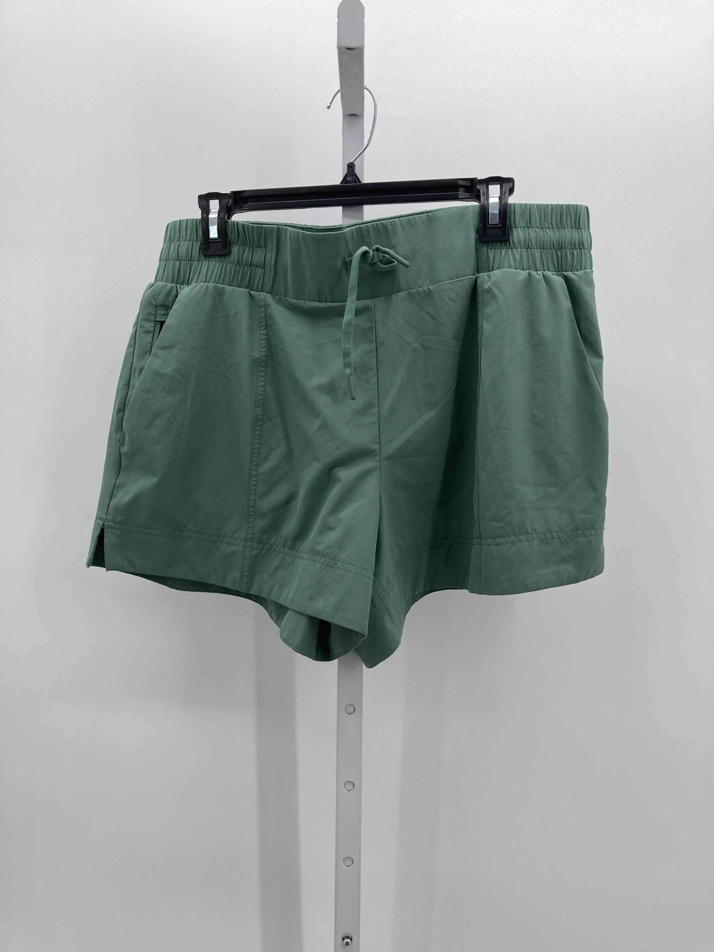 All In Motion Size Large Misses Shorts