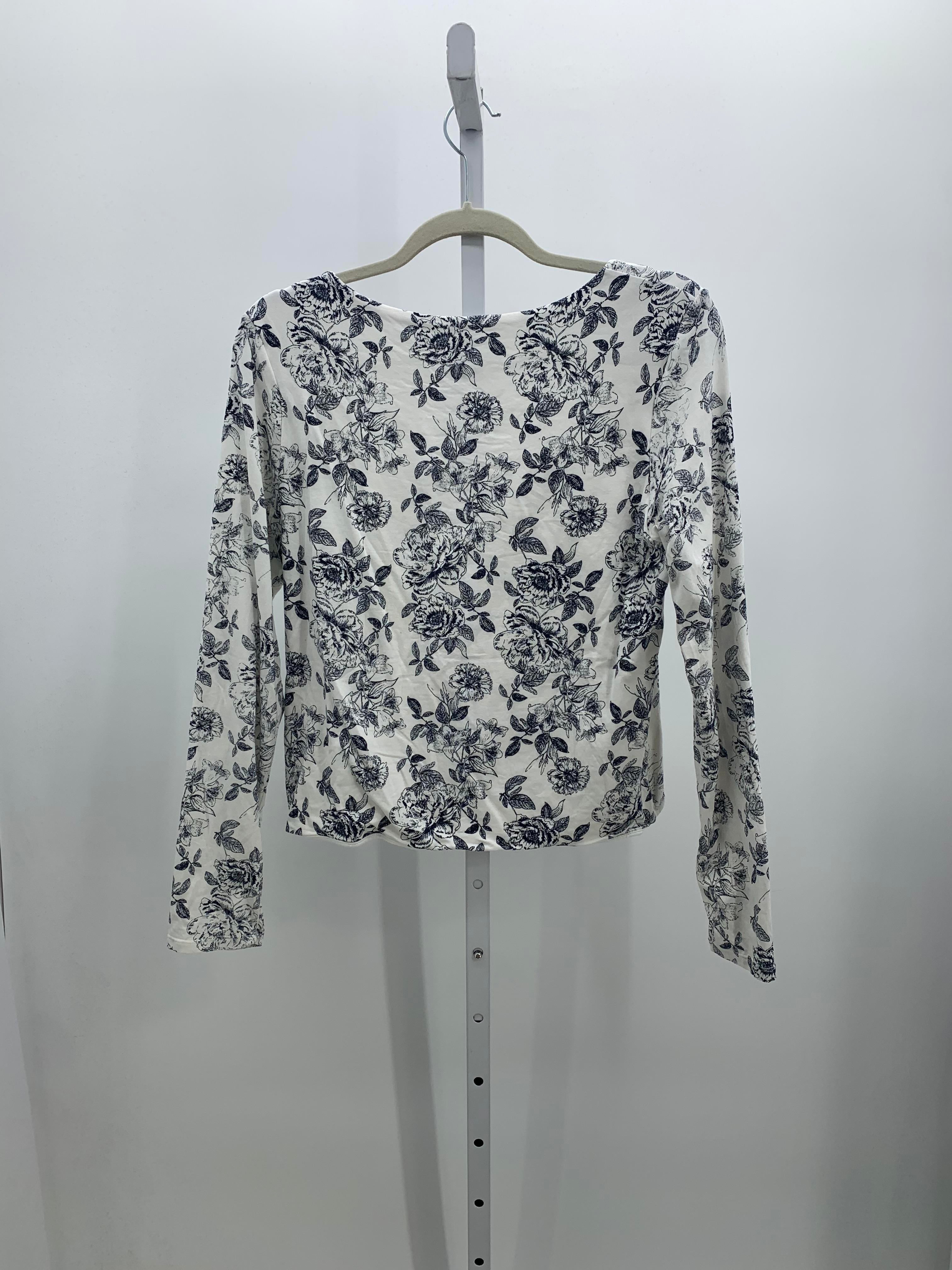 Size Extra Large Misses Long Sleeve Shirt