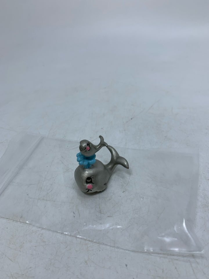 MINI WHALE FIGURINE.