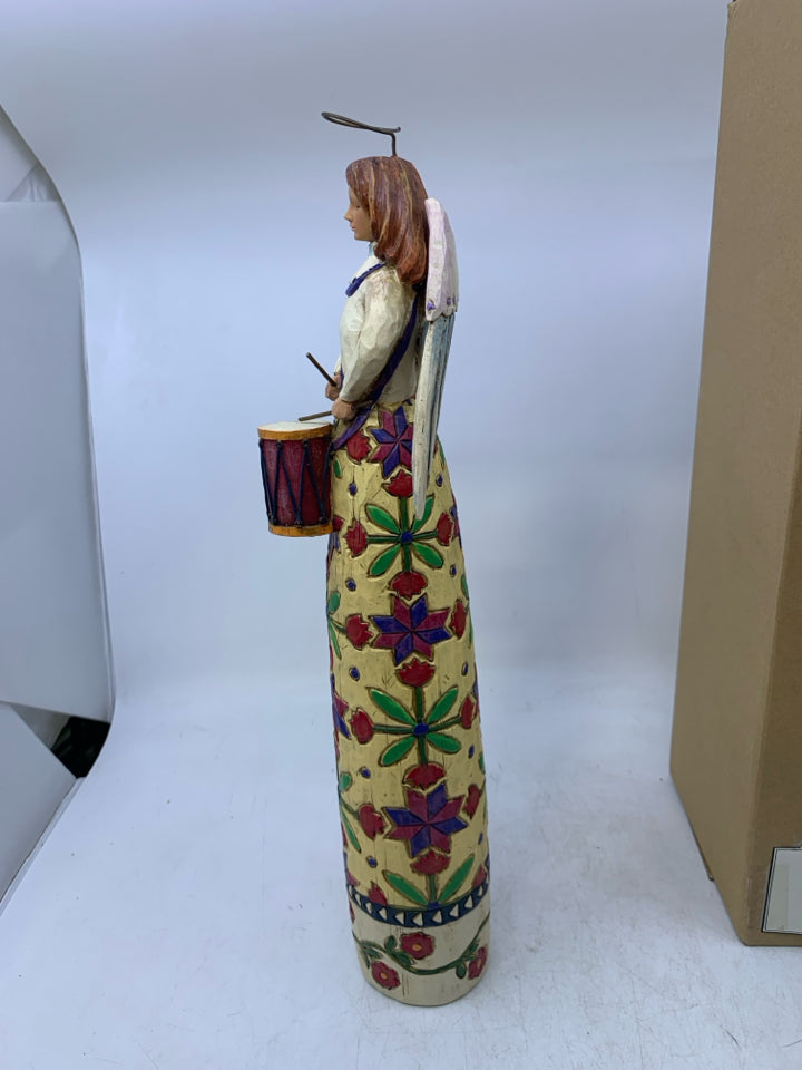 NIB TALL ANGEL MUSIC WARMS THE HEART 2004.