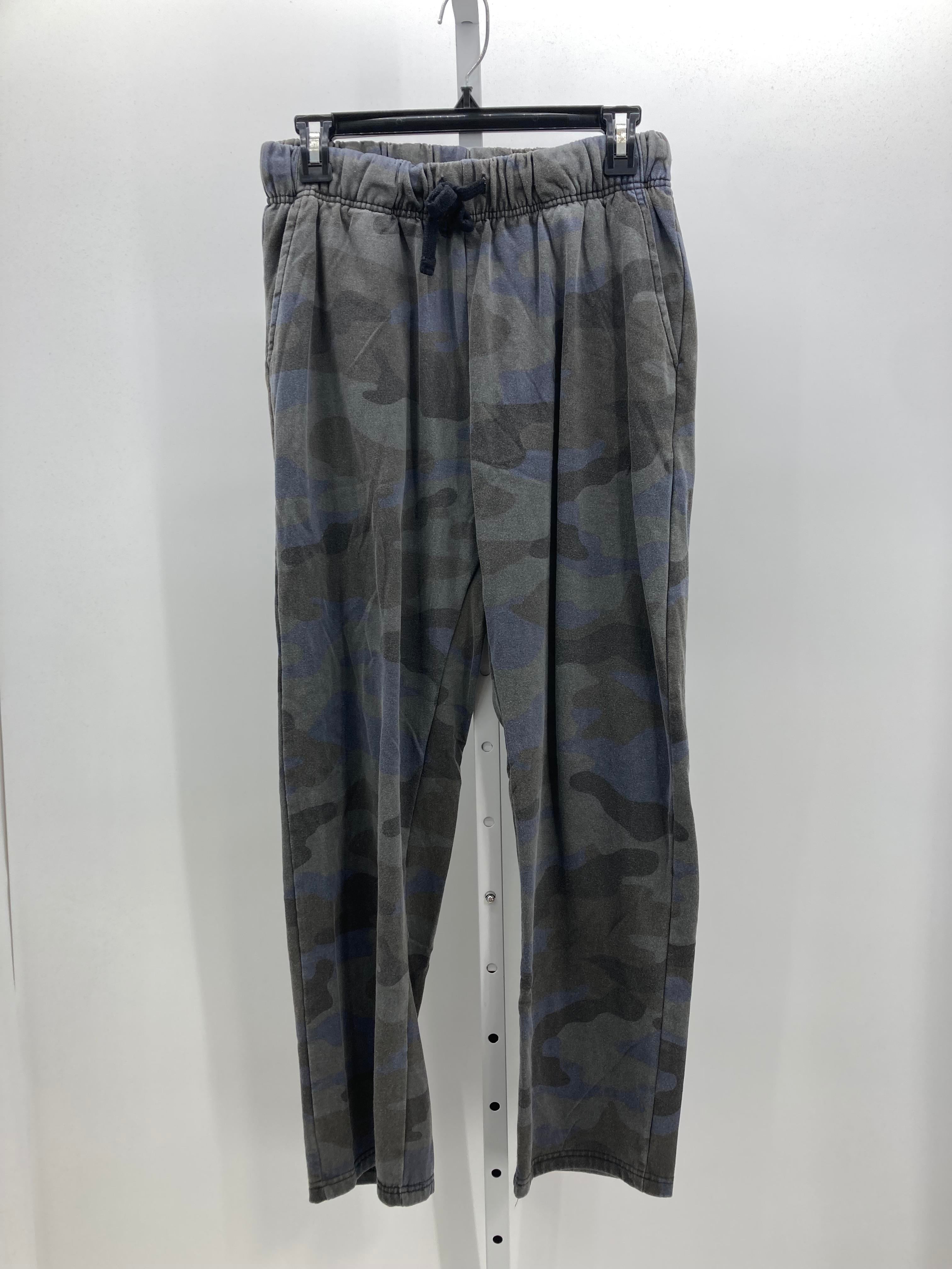 CAMO KNIT.