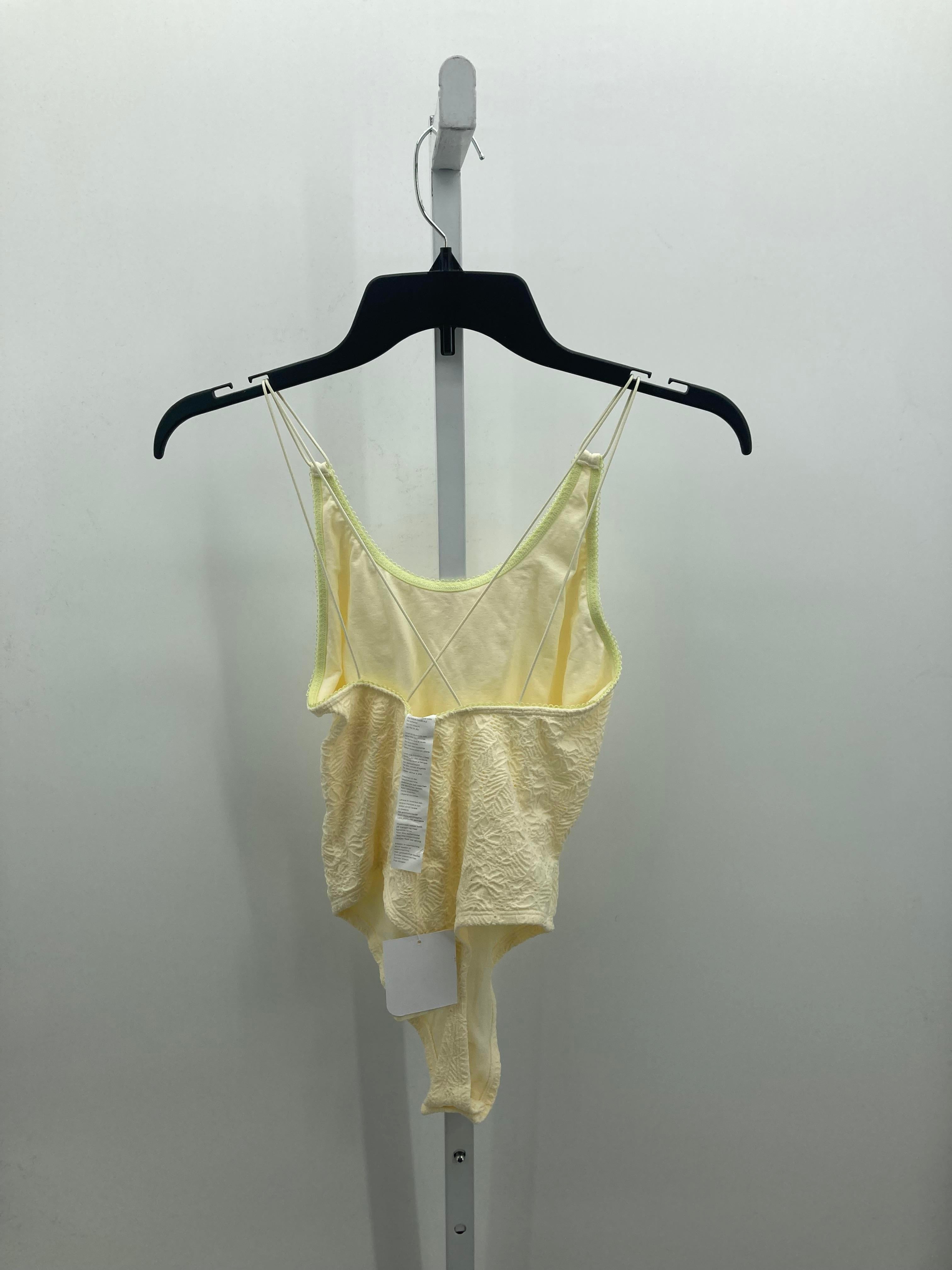 Fabletics Size Small Misses Sleeveless Shirt