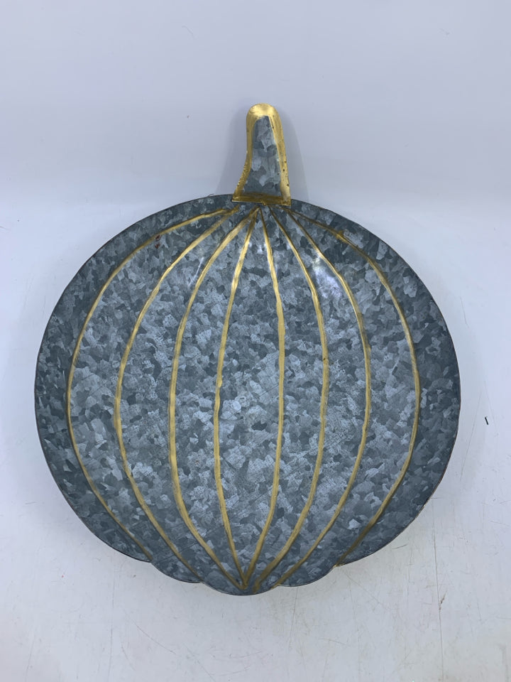 GALVANIZED PUMPKIN SHAPED BOWL.
